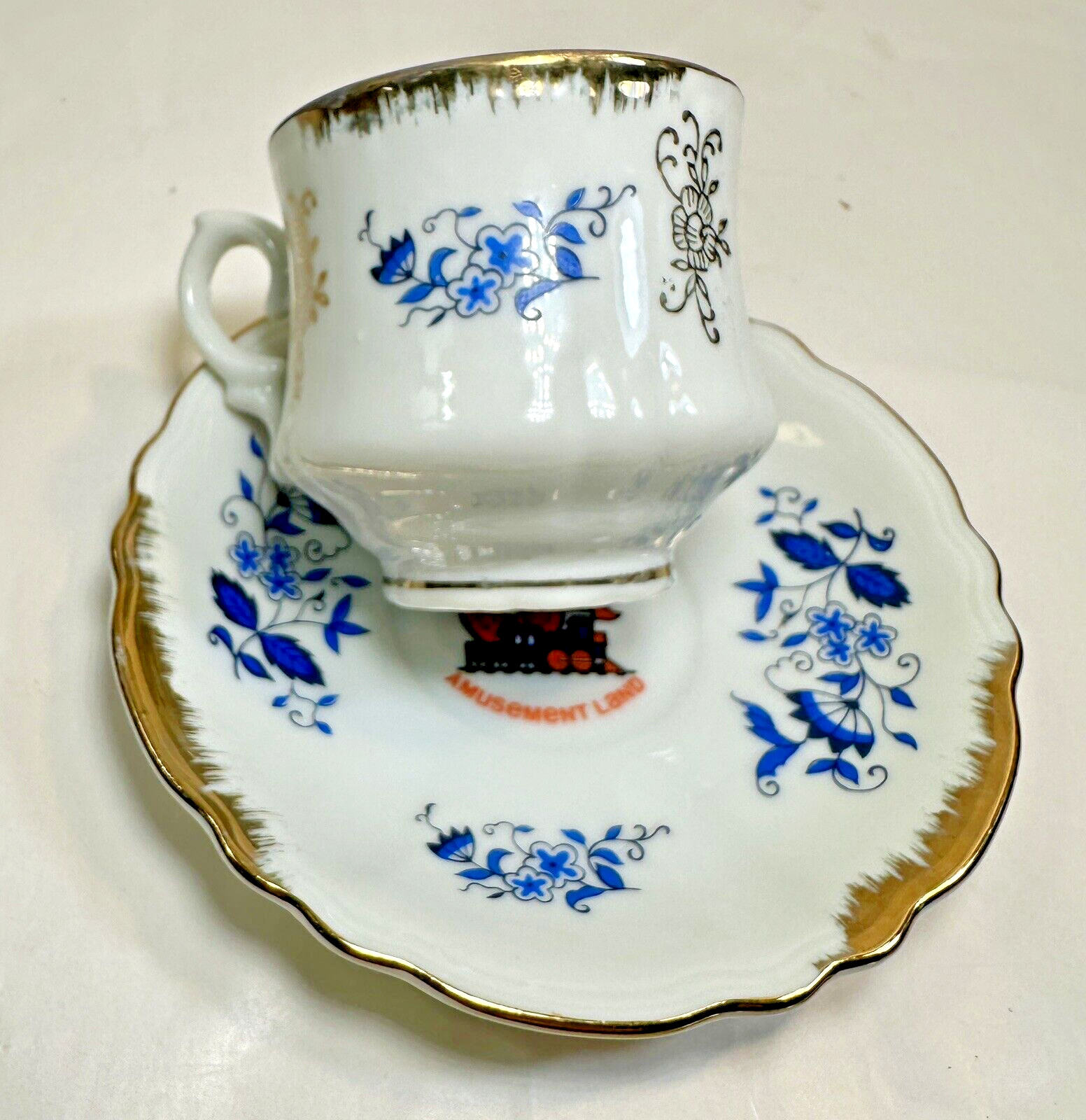 Vintage Ceramic Cedar Point Amusement Land Teacup and Saucer - Original Tags - Image 2