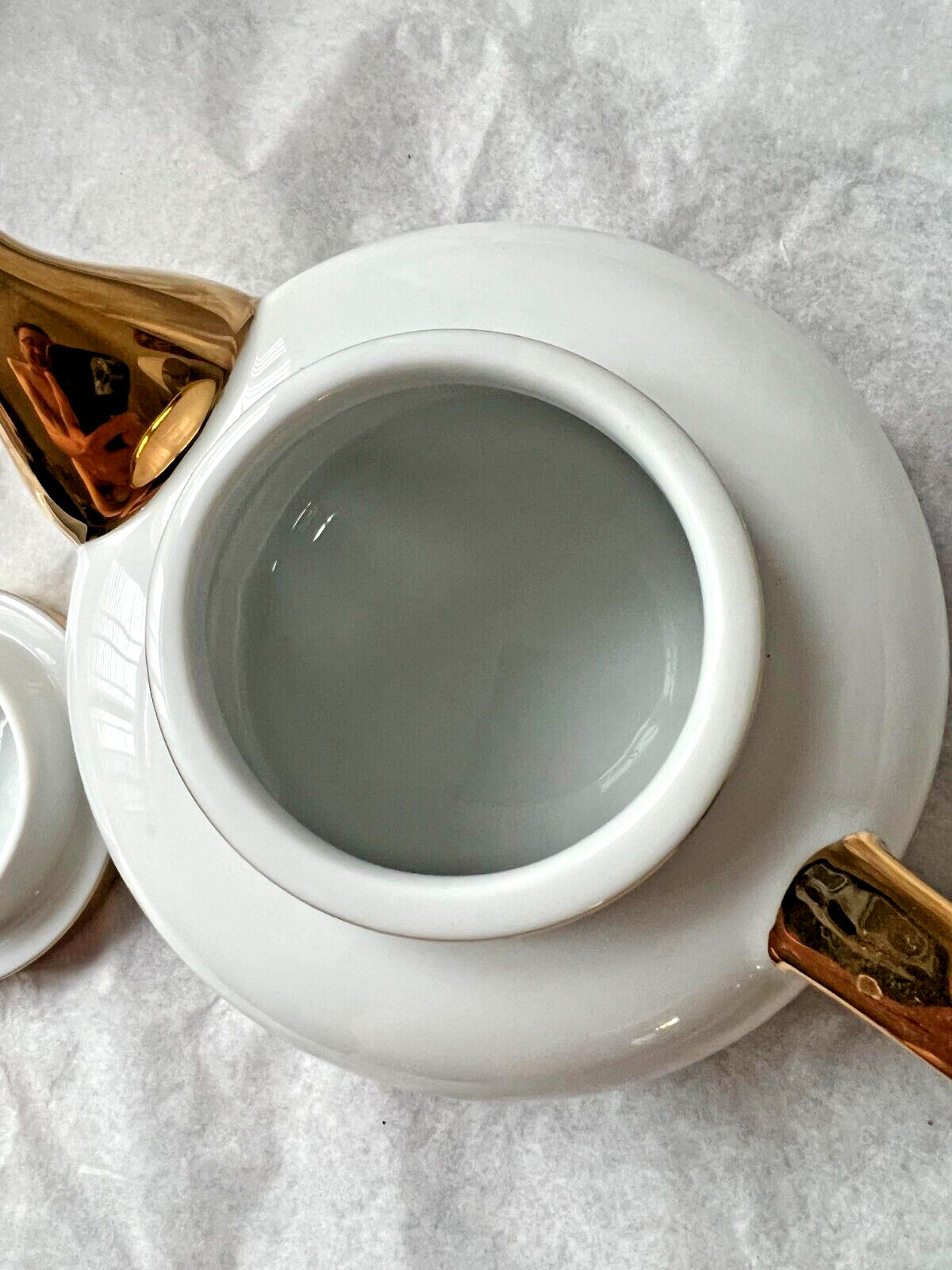 Mlesna Teapot - Gold and White - Sri Lanka Porcelain - 2 Cups - Image 6