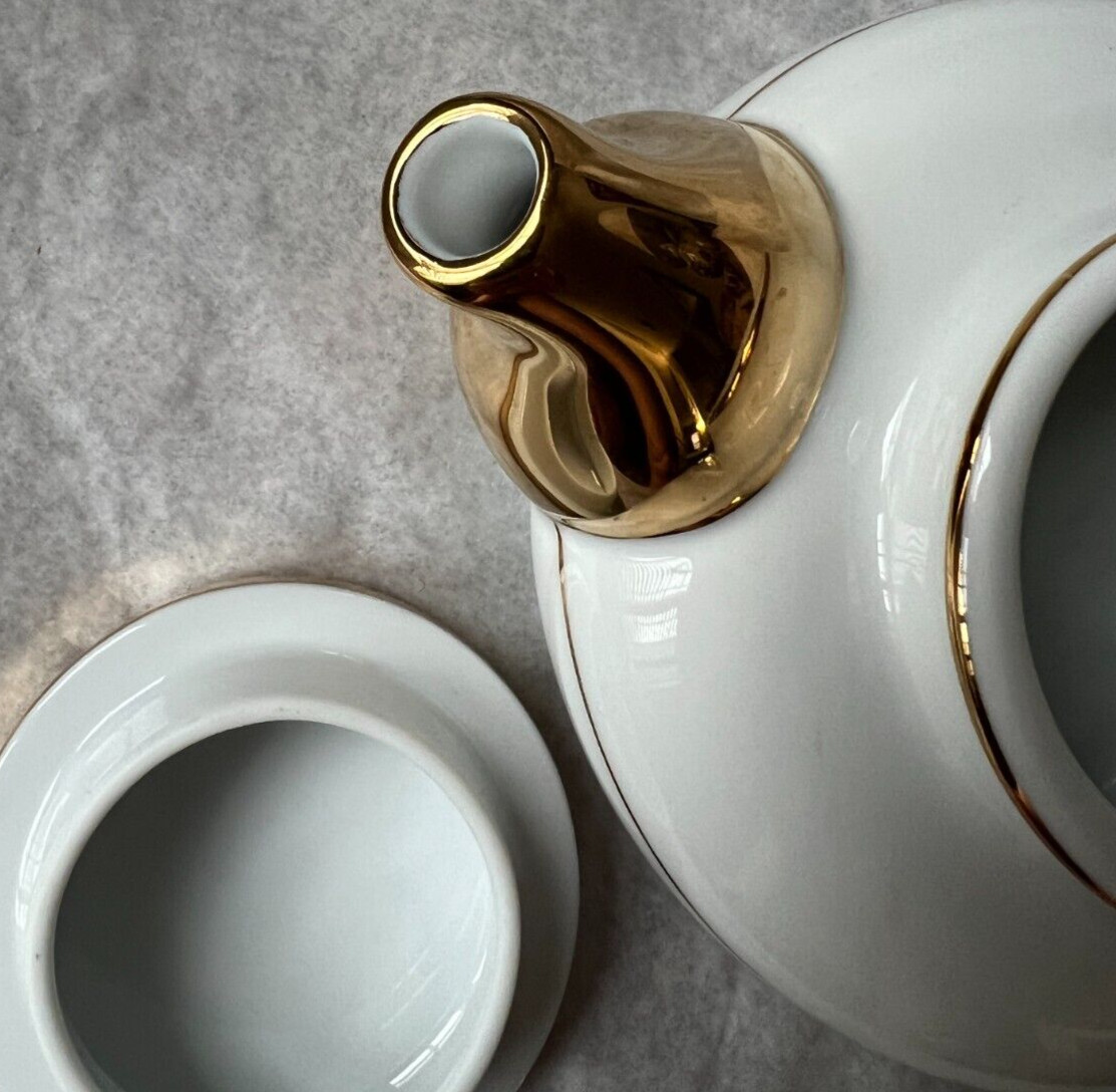 Mlesna Teapot - Gold and White - Sri Lanka Porcelain - 2 Cups - Image 7