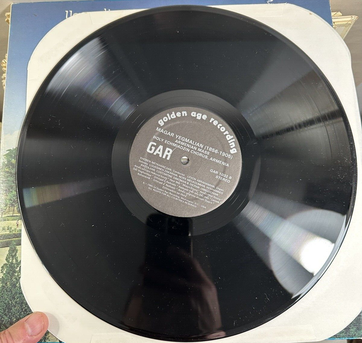 The Holy Echmiadzin Chorus – Armenian Mass - Golden Age 1032-3