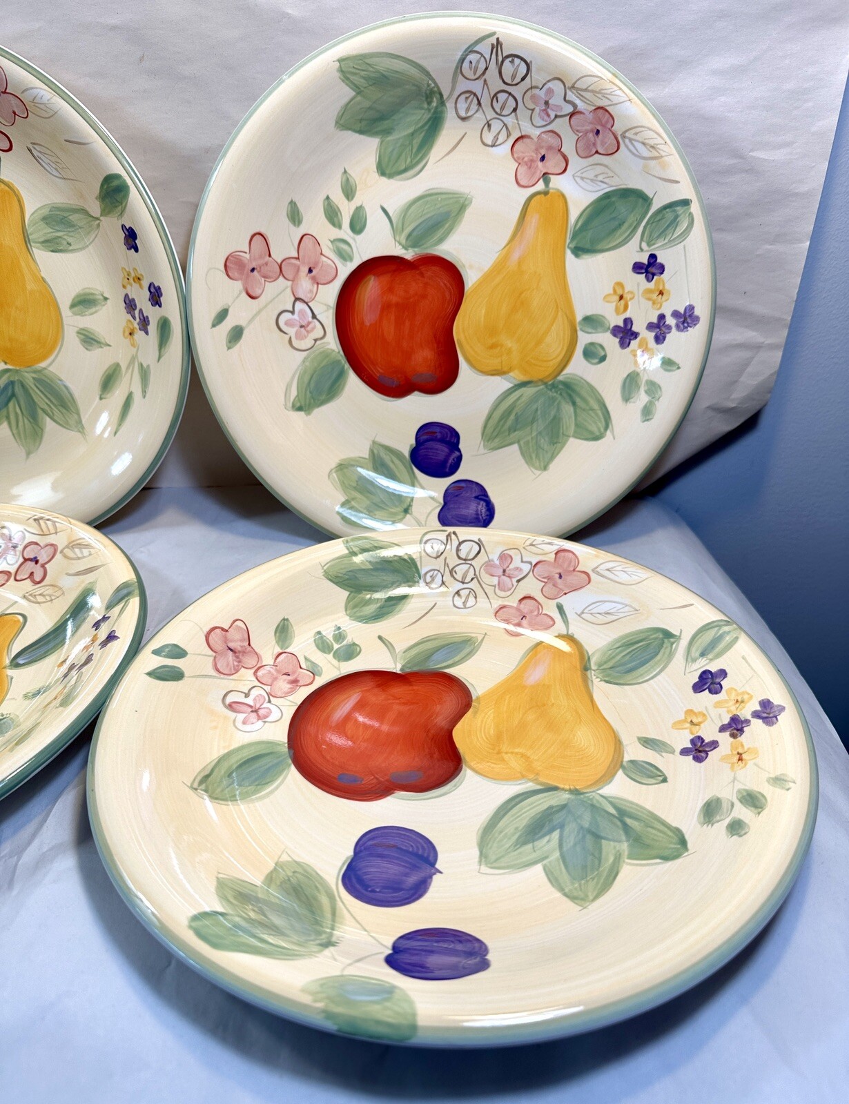 Set of Four (4) Gibson Everyday Fruit Grove Dinner Plates - NWOT, Unboxed - Image 3