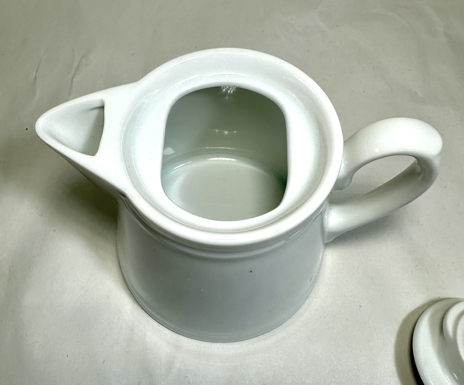William Sonoma Brasserie White Coffee Pot / Tea Pot - 4" Tall - Japan - Image 3