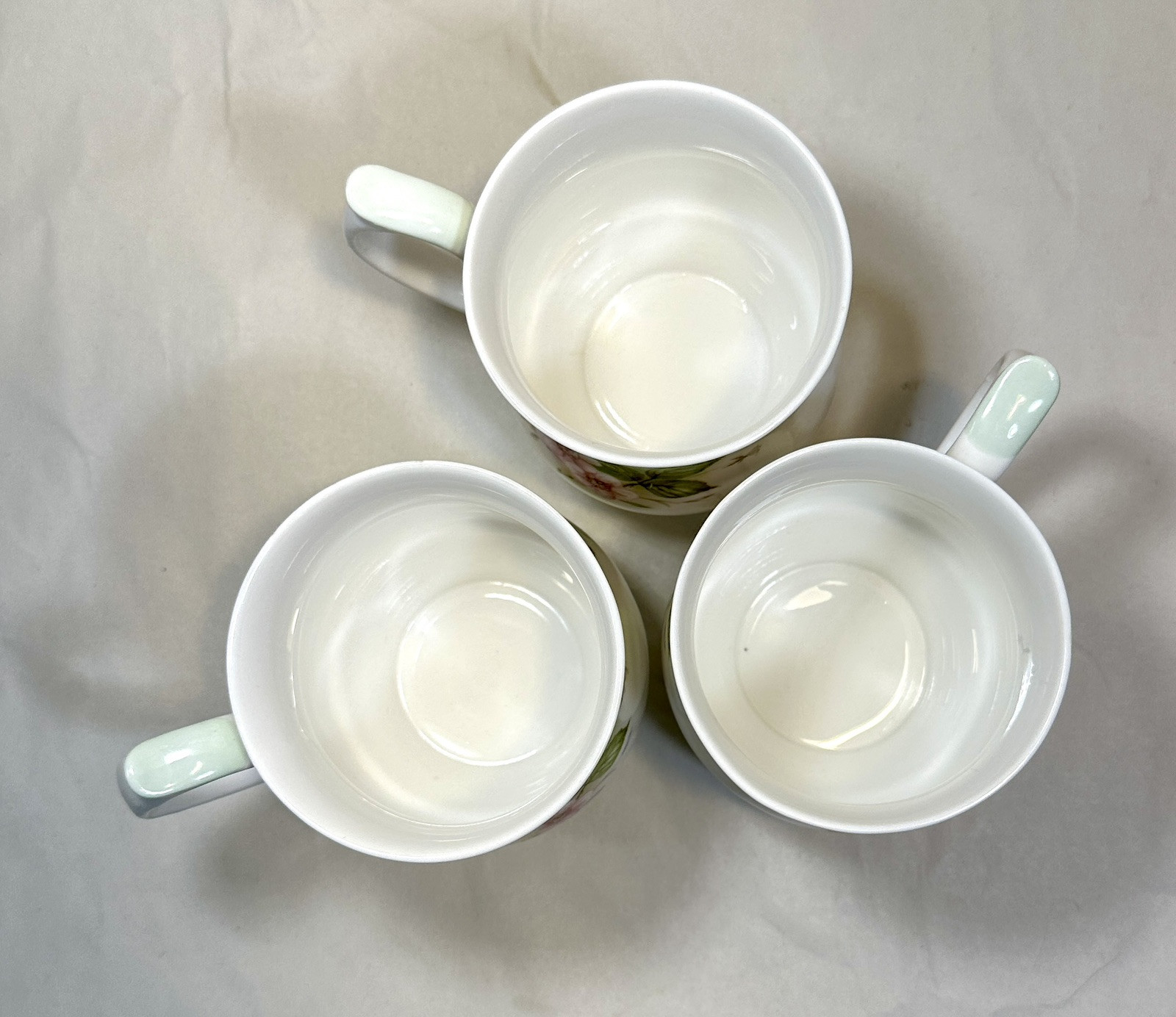 Set of 3 Elizabethan Staffordshire Fine Bone China Flower Stack Coffee Mugs - UK - Image 5