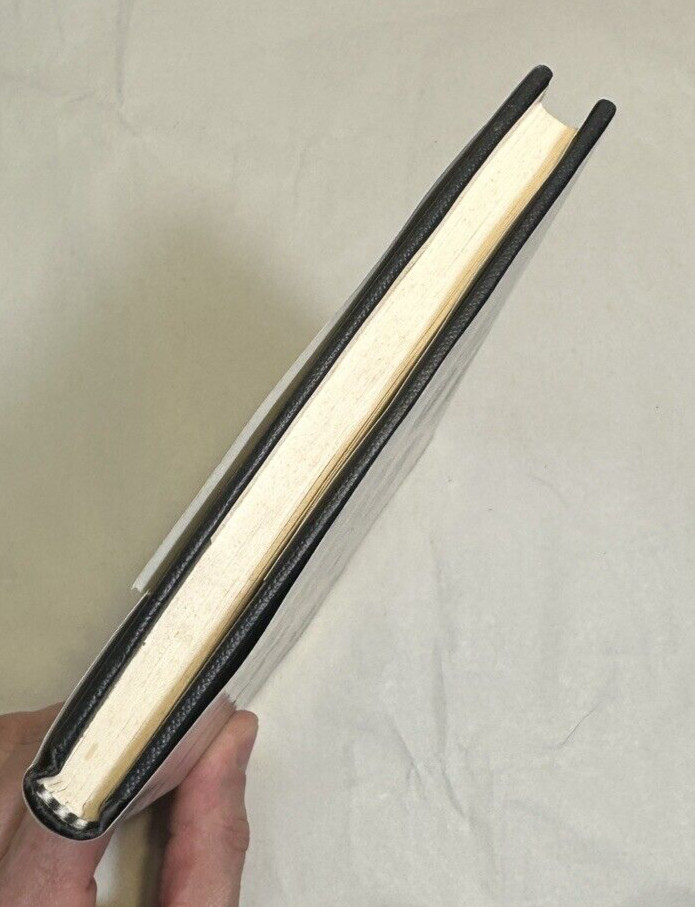 What's Goin' On Here Anyway? - Harold L. Kring - 1985 HC/DJ - Image 7