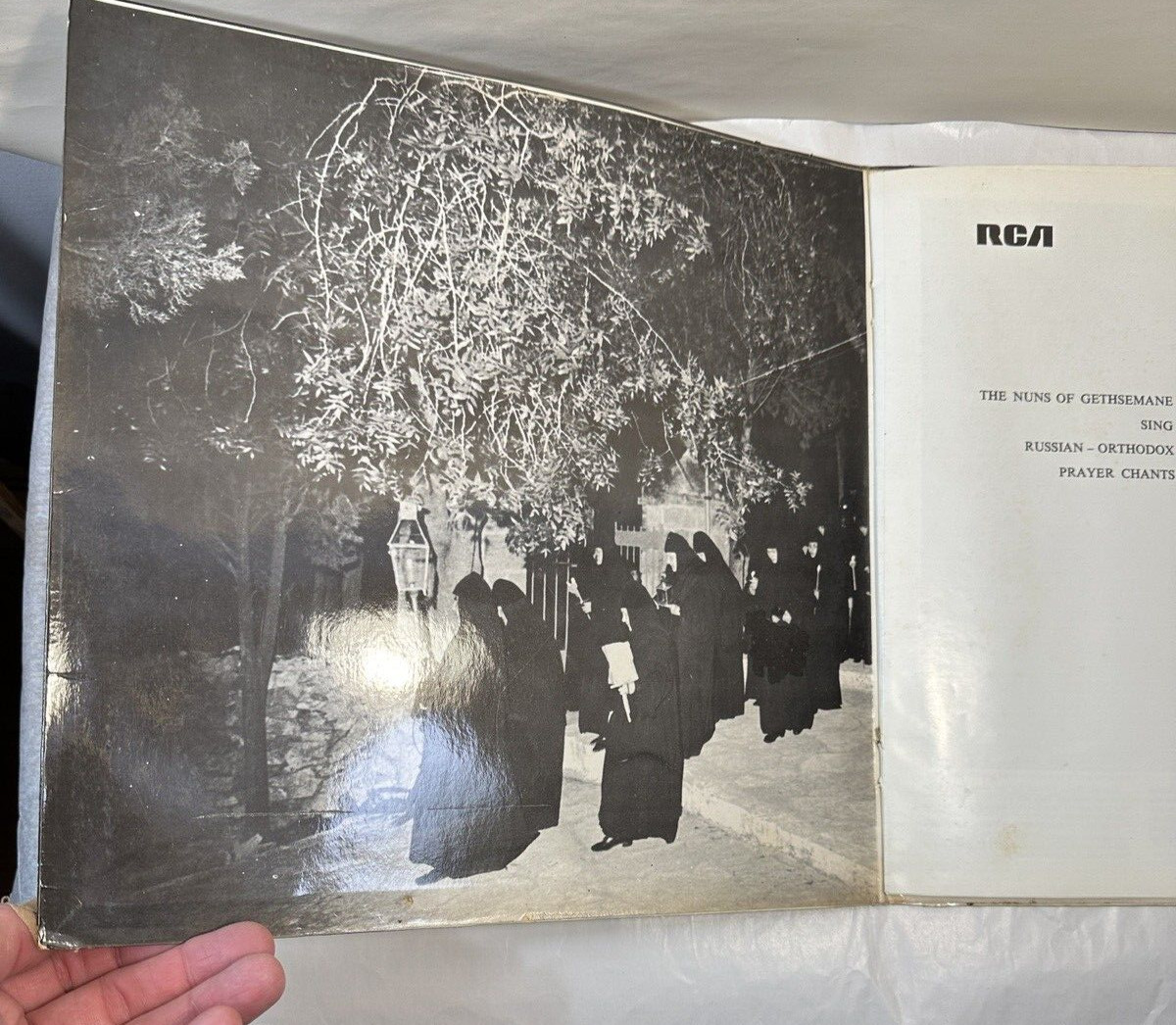 The Nuns of Gethsemane Sing Russian-Orthodox Prayer Chants: RCA ISZ 1023 - Image 4