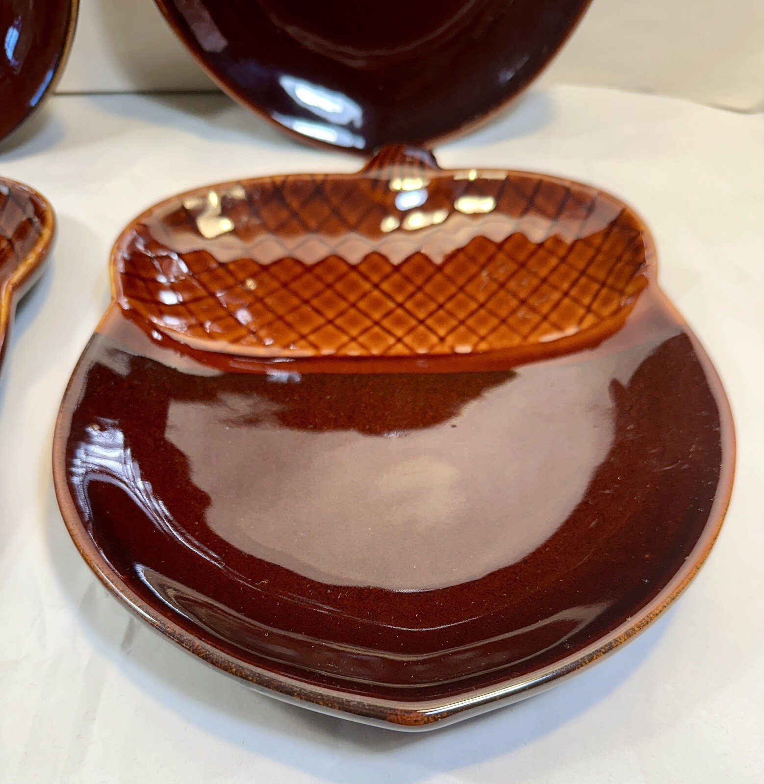 Set of 4 Better Homes and Gardens Acorn Salad Plates - Heritage Collection - EUC - Image 2