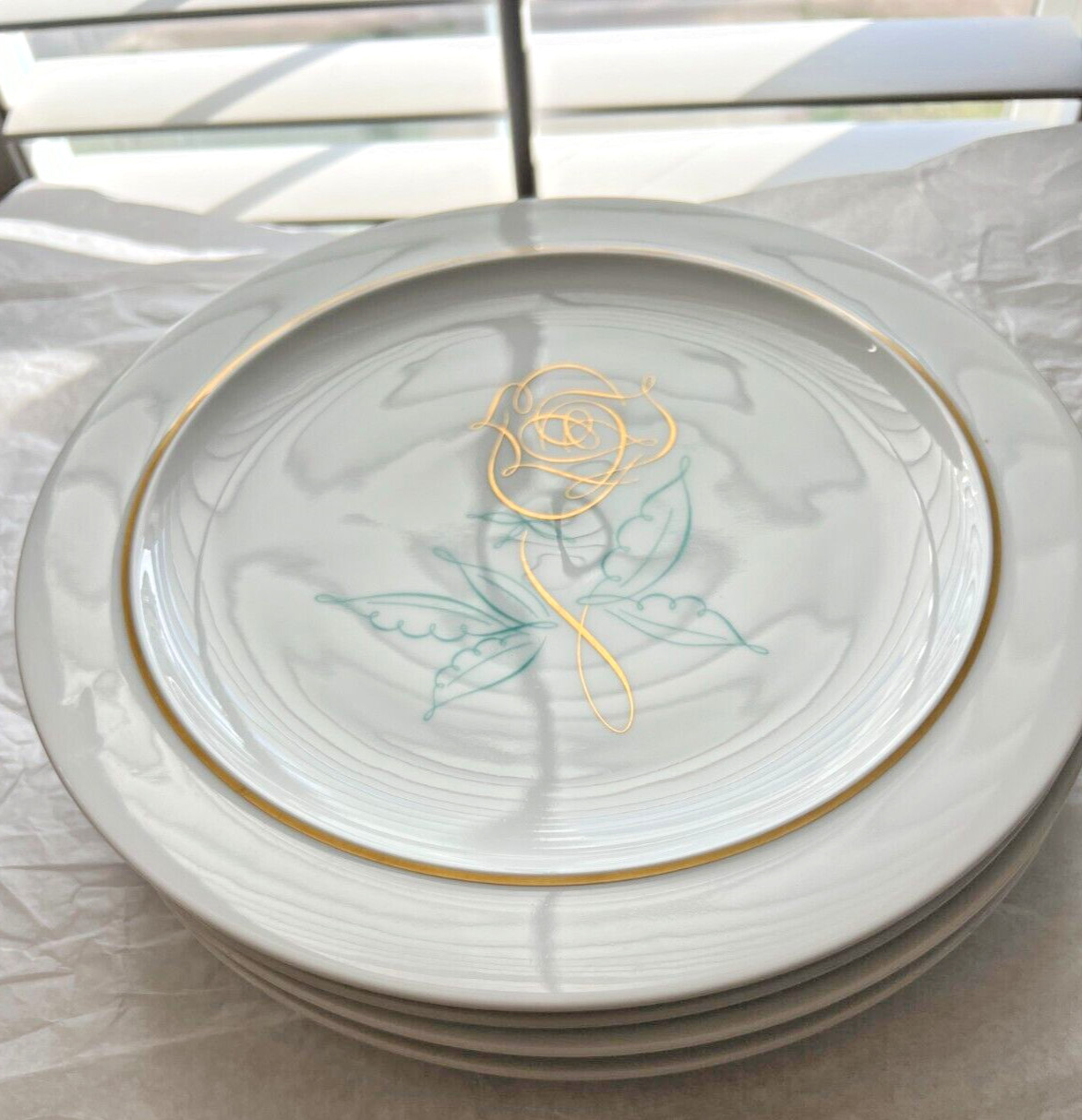 Set of 4 Easterling 10.5" Spencerian Rose Dinner Plates - Bavaria Germany MINT - Image 3