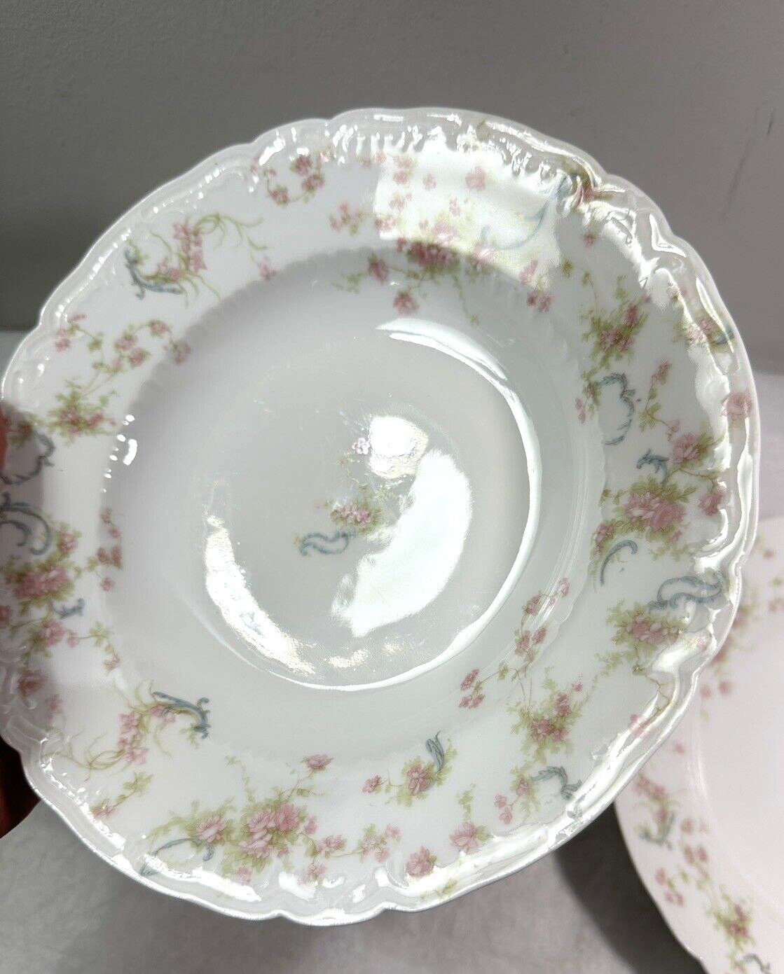 Four (4) Haviland 9" Soup / Salad Serving Bowls - Schleiger 57-8 Blank 207 - Image 1