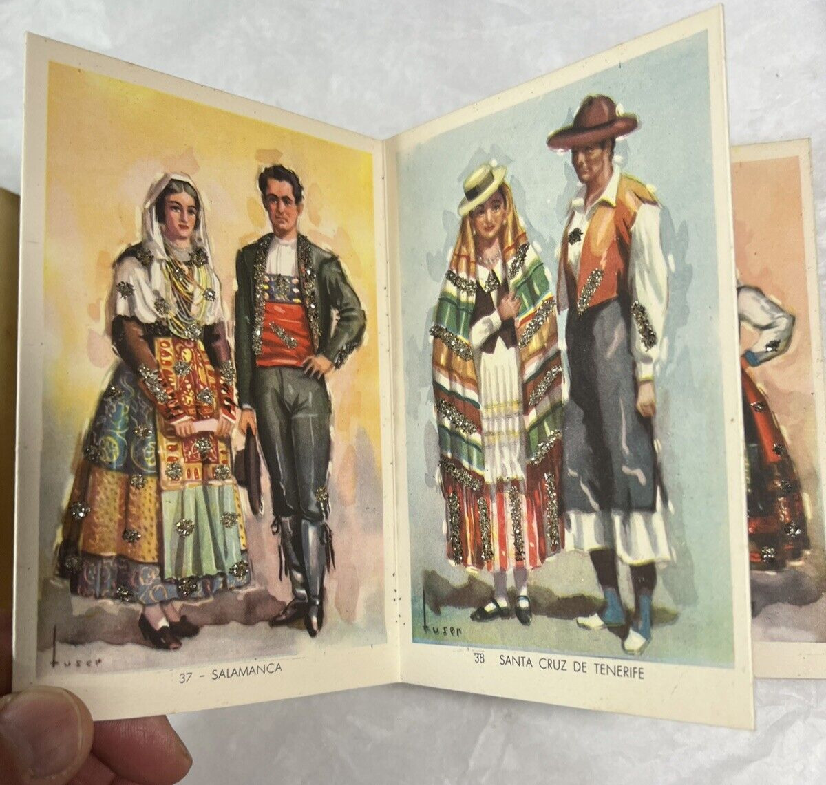 Trajes Tipicos Españoles - Notebook of 50 Postcards - Video - Image 17