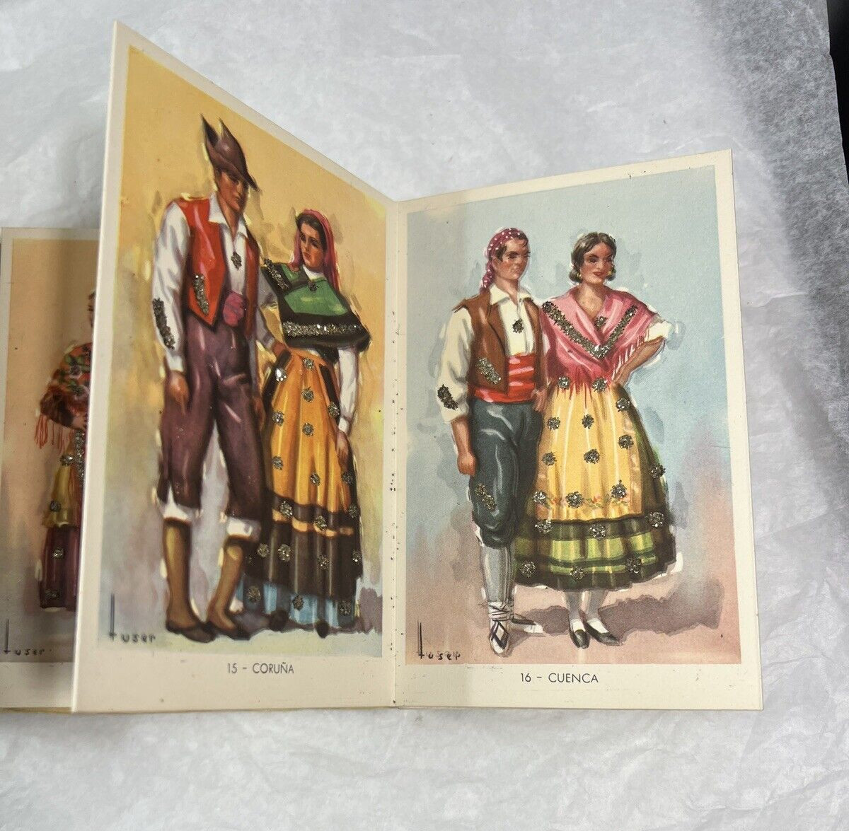 Trajes Tipicos Españoles - Notebook of 50 Postcards - Video - Image 21