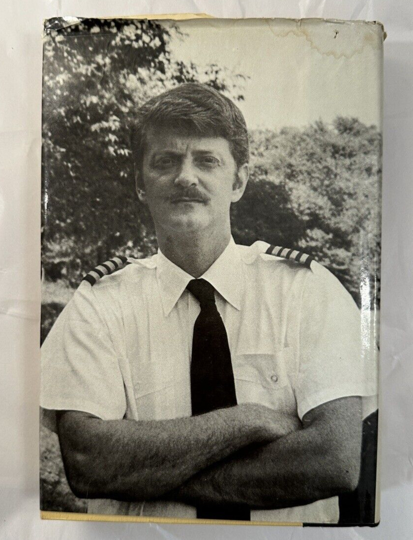 Mayday by Thomas Block -  1st/1st HB, Unclipped DJ - Marek Publishers, 1979 - Image 7