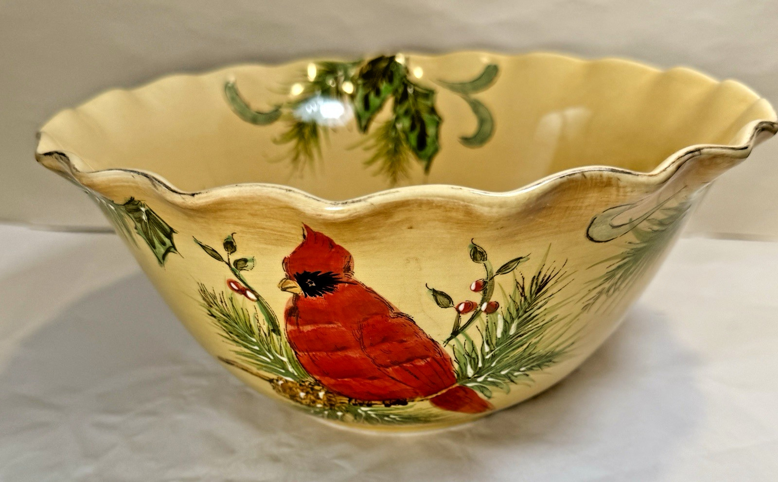 Maxcera 10" Serving Bowl - Red Cardinal / Berries / Holly / Xmas Motifs - EUC - Image 4