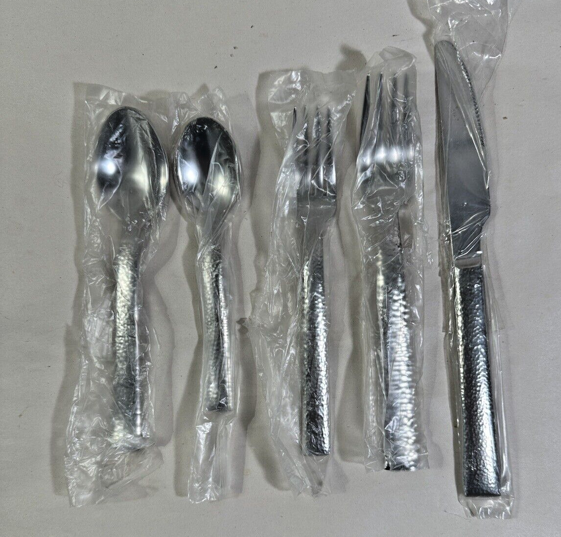 Fortessa 18-10 Lucca Faceted Five Piece Set - New in Plastic - Image 1
