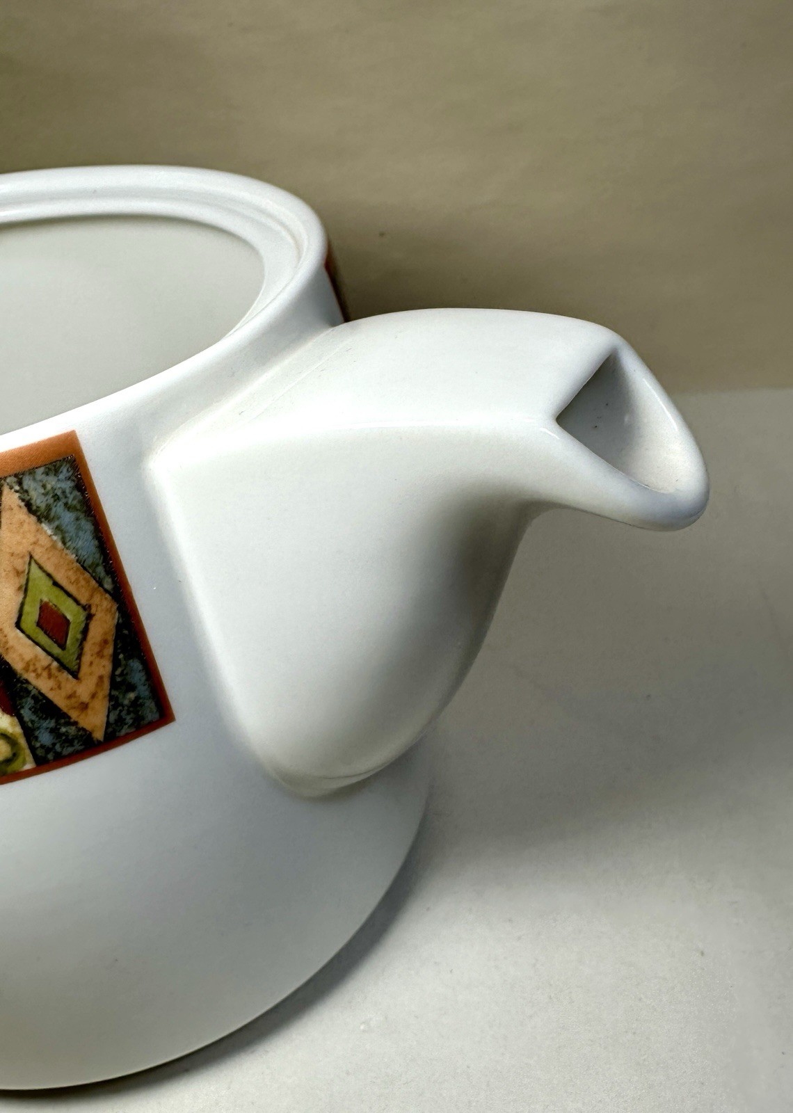 Cinnabar by Royal Doulton Coffee / Tea Pot - No Lid - EUC - Image 2