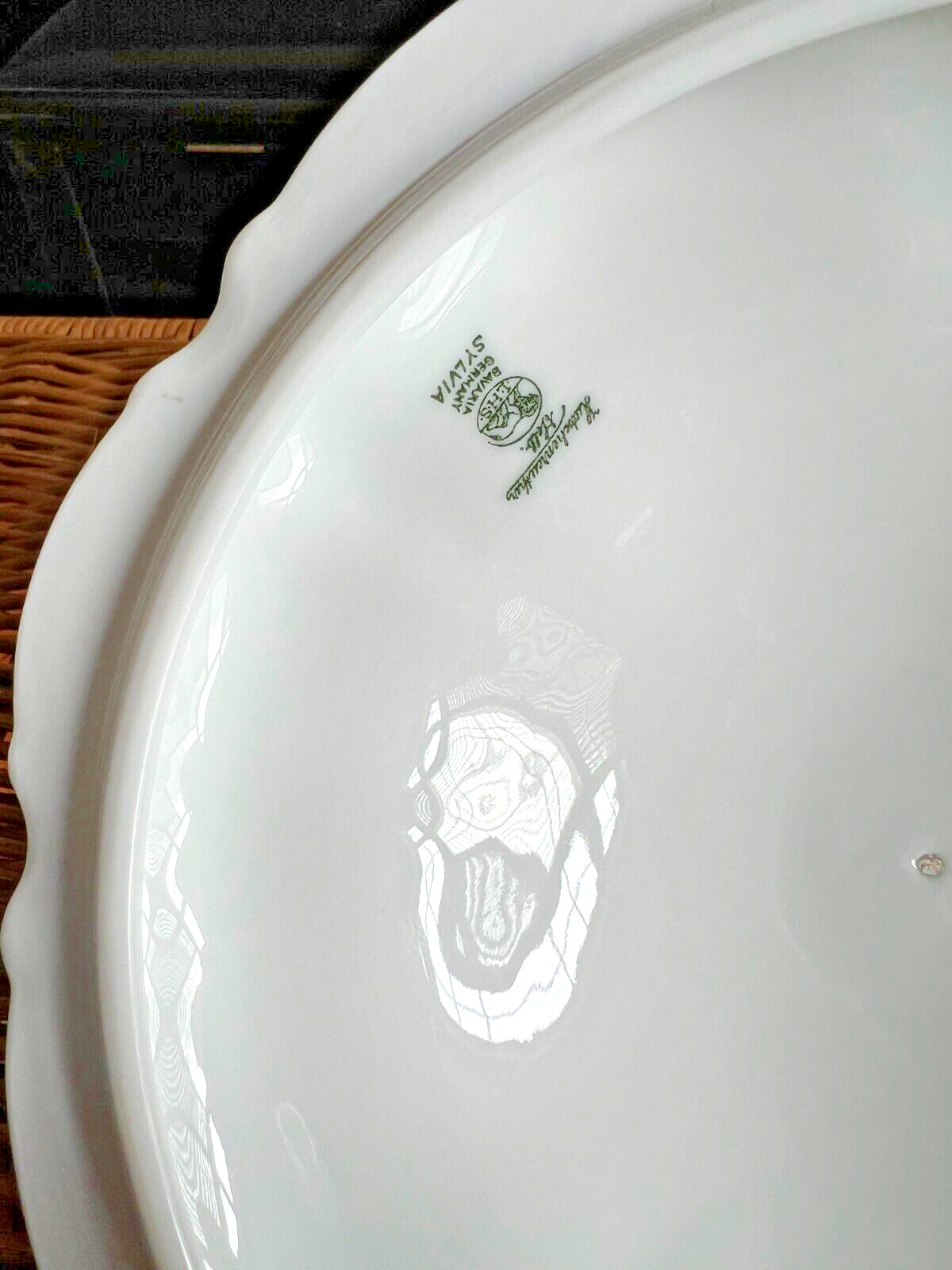 Hutschenreuther Sylvia Gray Rose / Platinum Round 9" Covered Vegetable Dish NEW - Image 3