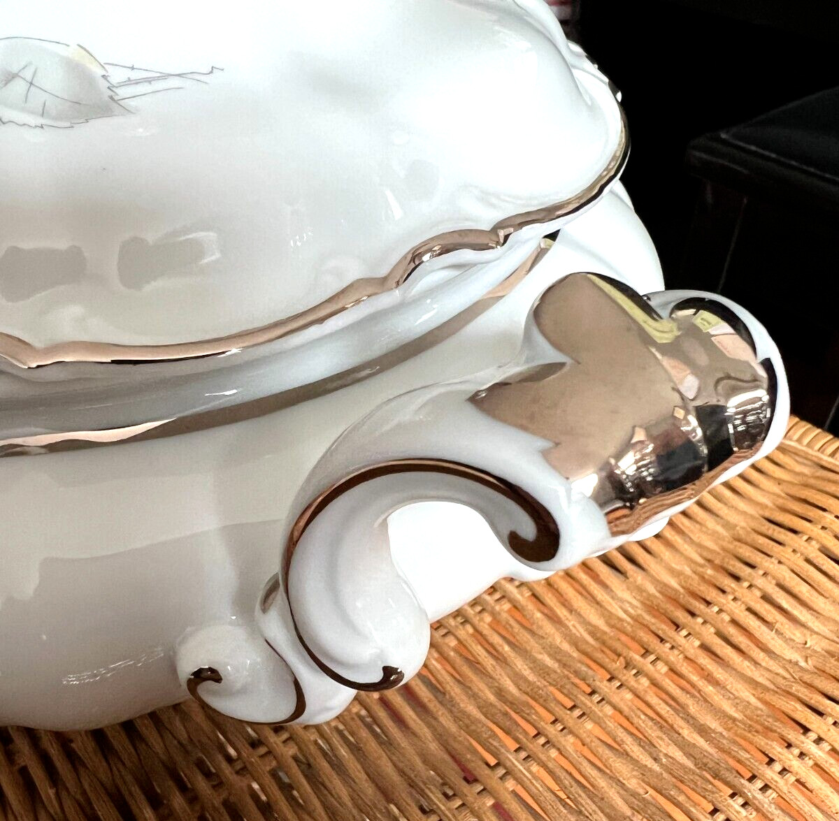 Hutschenreuther Sylvia Gray Rose / Platinum Round 9" Covered Vegetable Dish NEW - Image 5