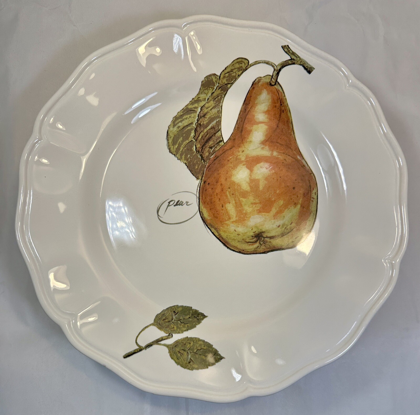 Set of 3 Opificio Etico Ceramic Scalloped Pear Theme Dinner Plates Italy 11” NOS - Image 4