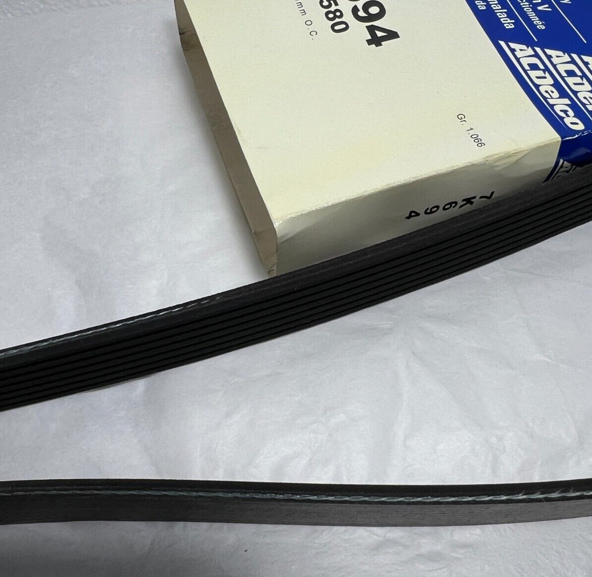 ACDelco 7K694 Standard V-Ribbed Serpentine Belt - New in Packaging - Image 7