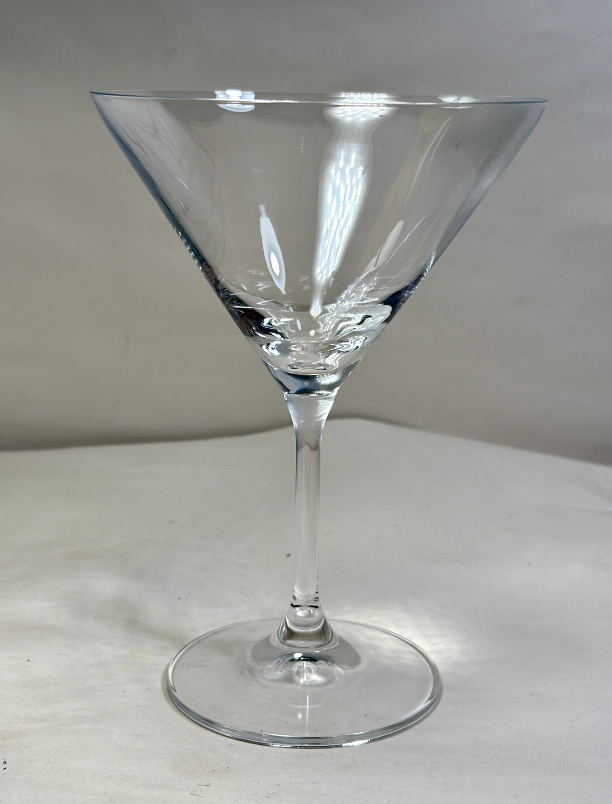 Set of 4 Mikasa Laura Crystal Martini Glasses - New in Box -- 11.5 ounces - Image 1