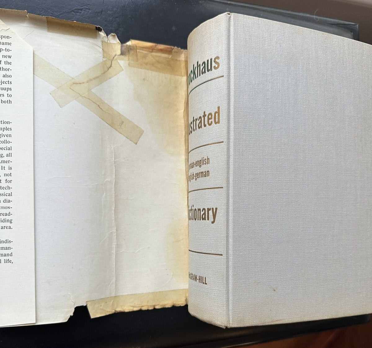 Vintage 1965 Brockhaus Illustrated German-English / English German Dictionary - Image 1