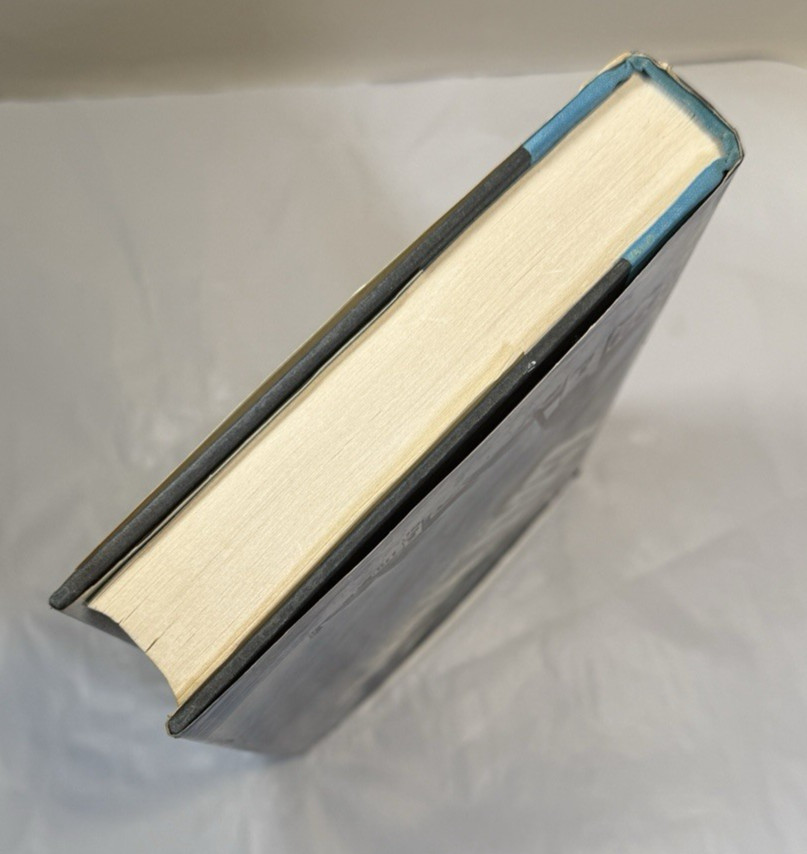 CAT FIVE By Robert P Davis - Hardcover / DJ - 1977 - Image 5