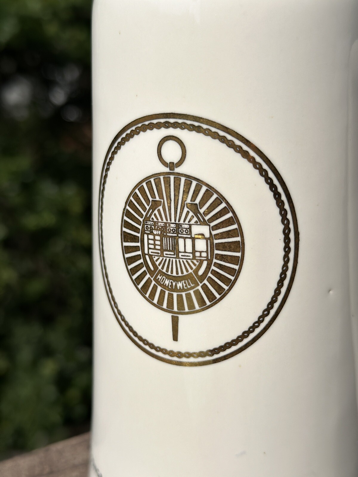 Vintage Ceramic Honeywell D Handle Mug / Beer Stein - Gold Logo - Image 6