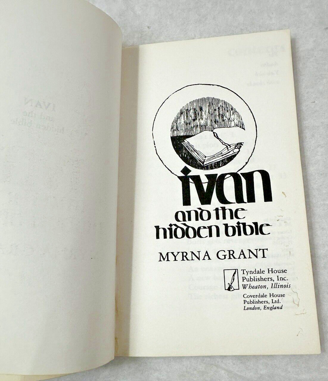 Ivan: The Hidden Bible / The Secret In The Suitcase - Myrna Grant - 1st Editions - Image 3