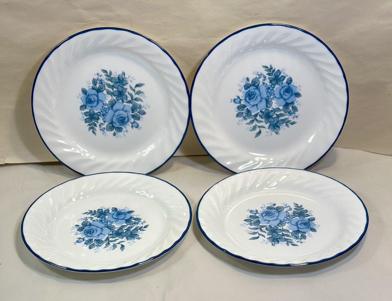 Set of 4 Corelle Blue Velvet Roses Bread / Dessert / Salad Plates  - 7-1/4"  NOS