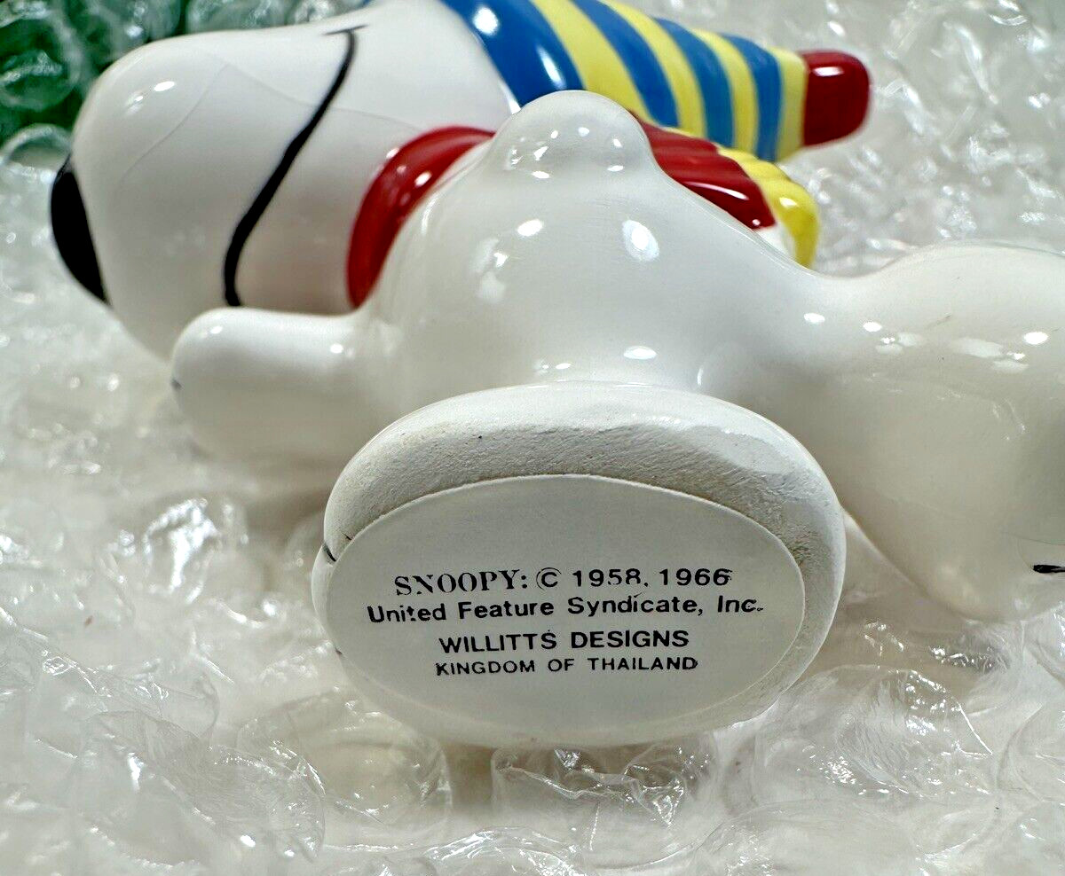 Vintage Thailand Ceramic Peanuts Snoopy Christmas Ornament - Image 4