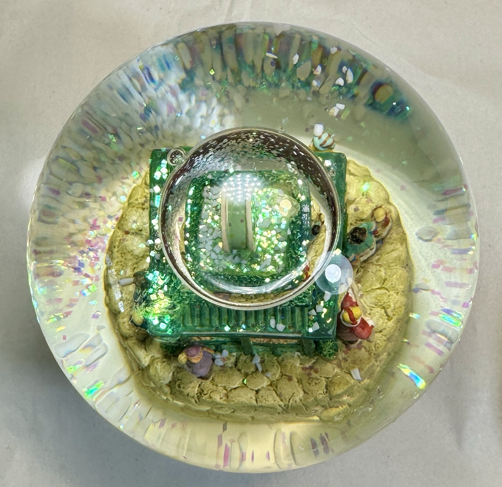 Starbucks Christmas Snow Globe - 1971 Starbucks Store - Music Box - 1999 - Image 1