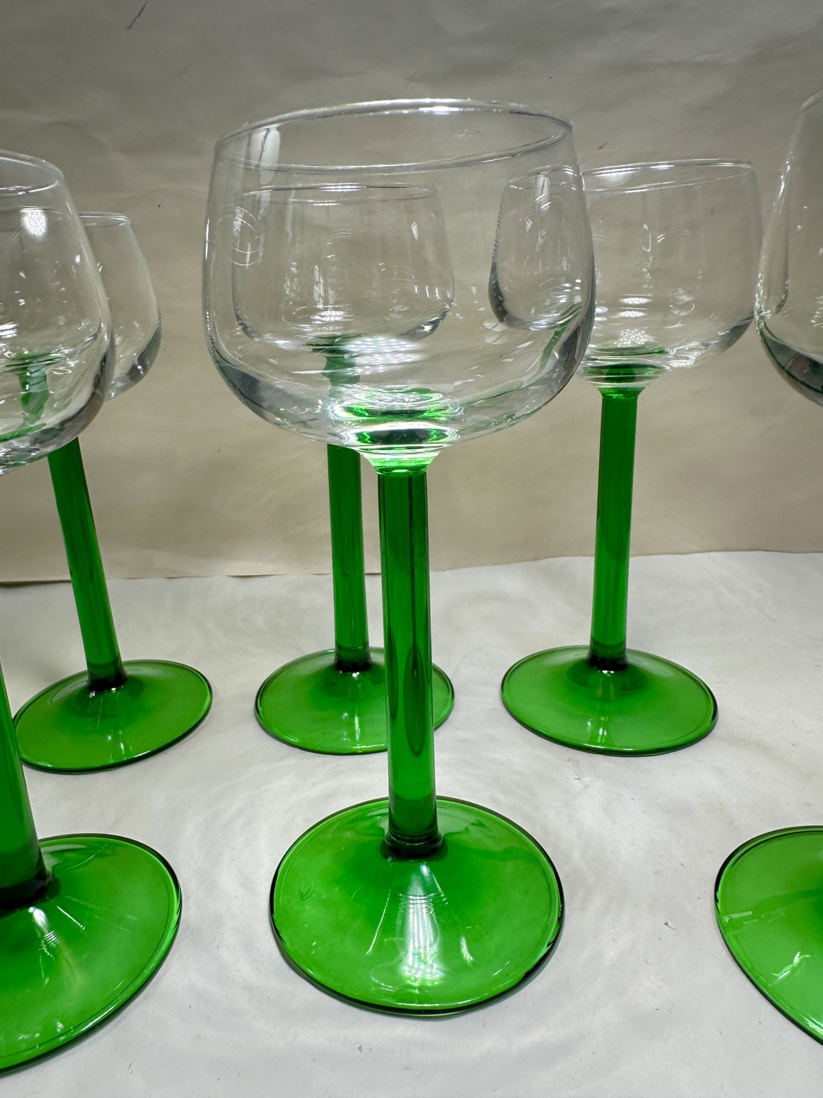 CRISTAL D'ARQUES-DURAND Rhine Wine Emerald Green Stem Glasses 6-1/2" Set of 6 - Image 2