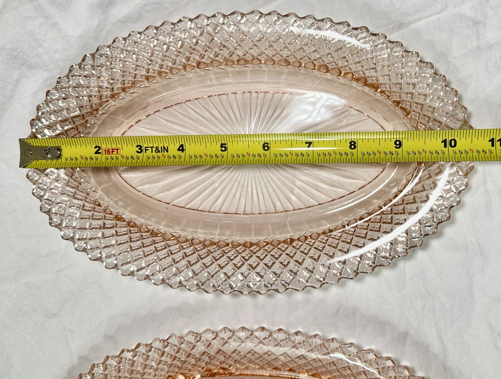 One (1) Vintage Oval Pink Depression Glass Bowl / Dish / Tray - Image 2