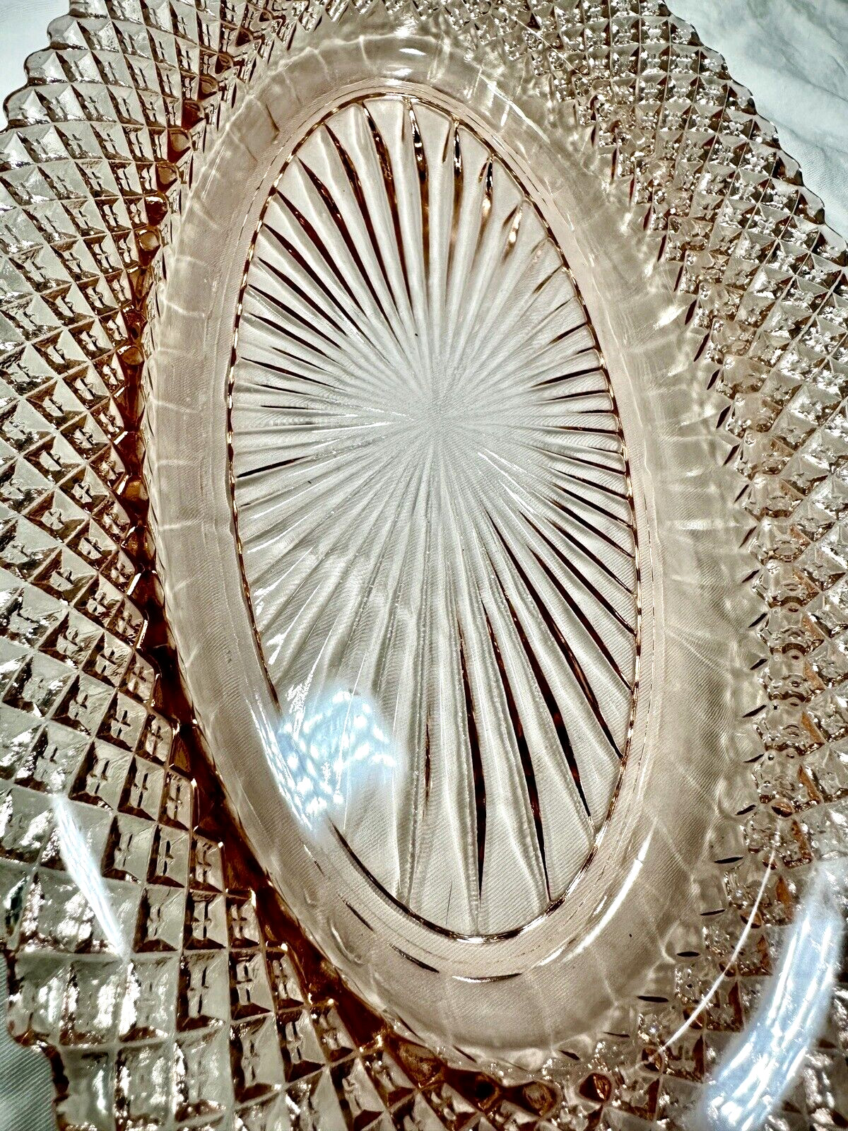 One (1) Vintage Oval Pink Depression Glass Bowl / Dish / Tray - Image 3