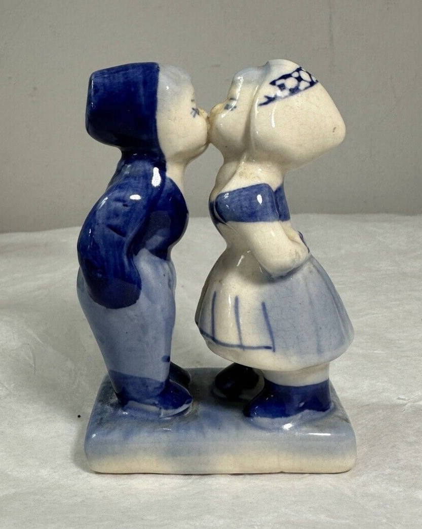 Vintage Hand-painted Blue & White Delft Holland Porcelain Figurine 3.75”, EUC - Image 2
