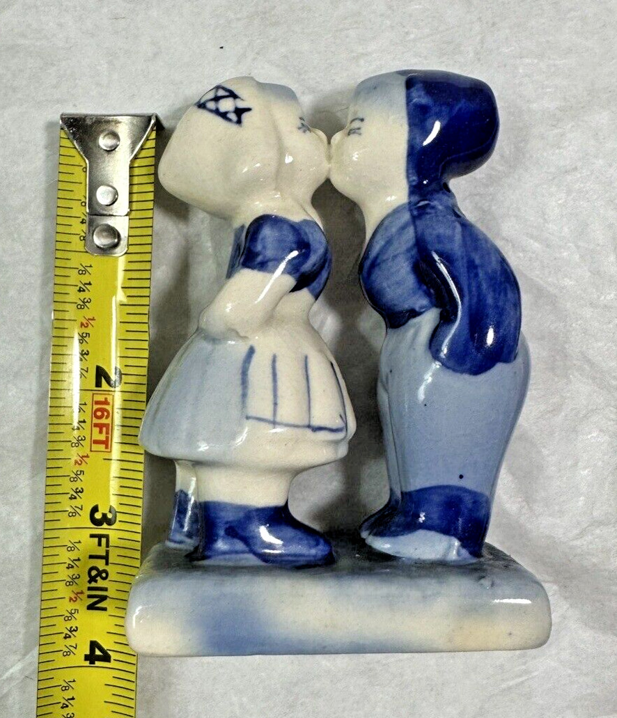 Vintage Hand-painted Blue & White Delft Holland Porcelain Figurine 3.75”, EUC - Image 6