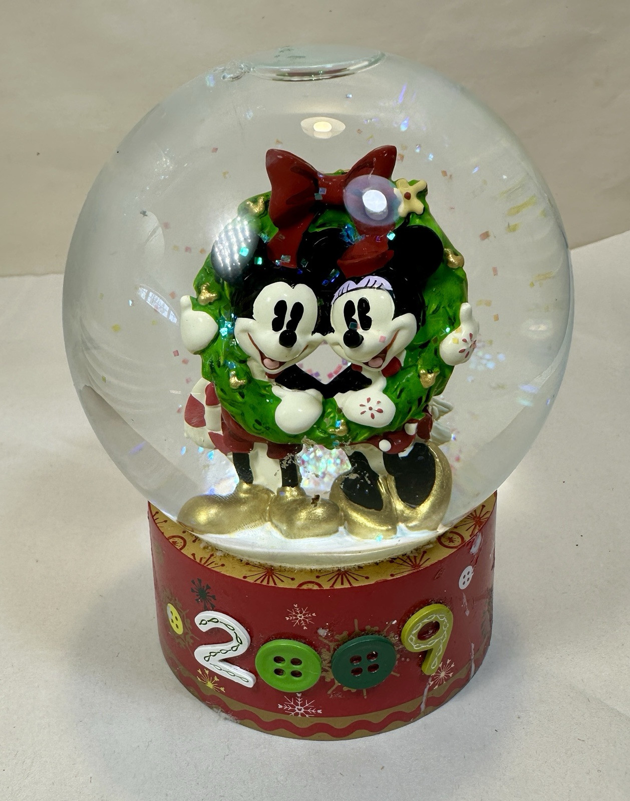 Walt Disney Store Mickey and Minnie Mouse Snow Globe Christmas 2009 Holiday - Image 2