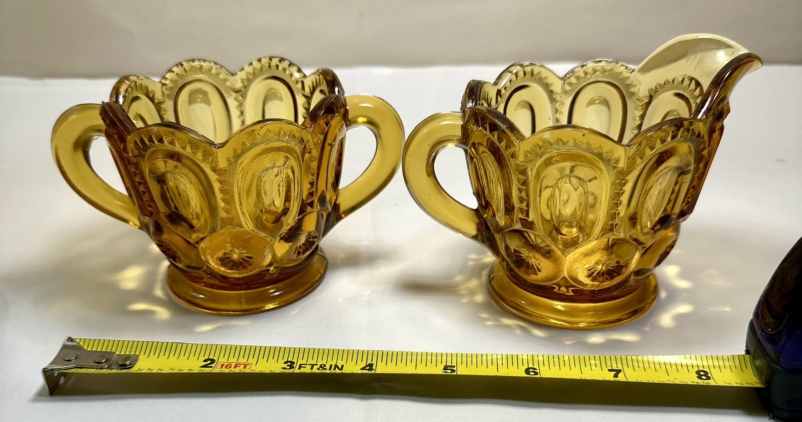 LE Smith Moon and Stars Amber Glass Creamer and Sugar Bowl - MINT - Image 1