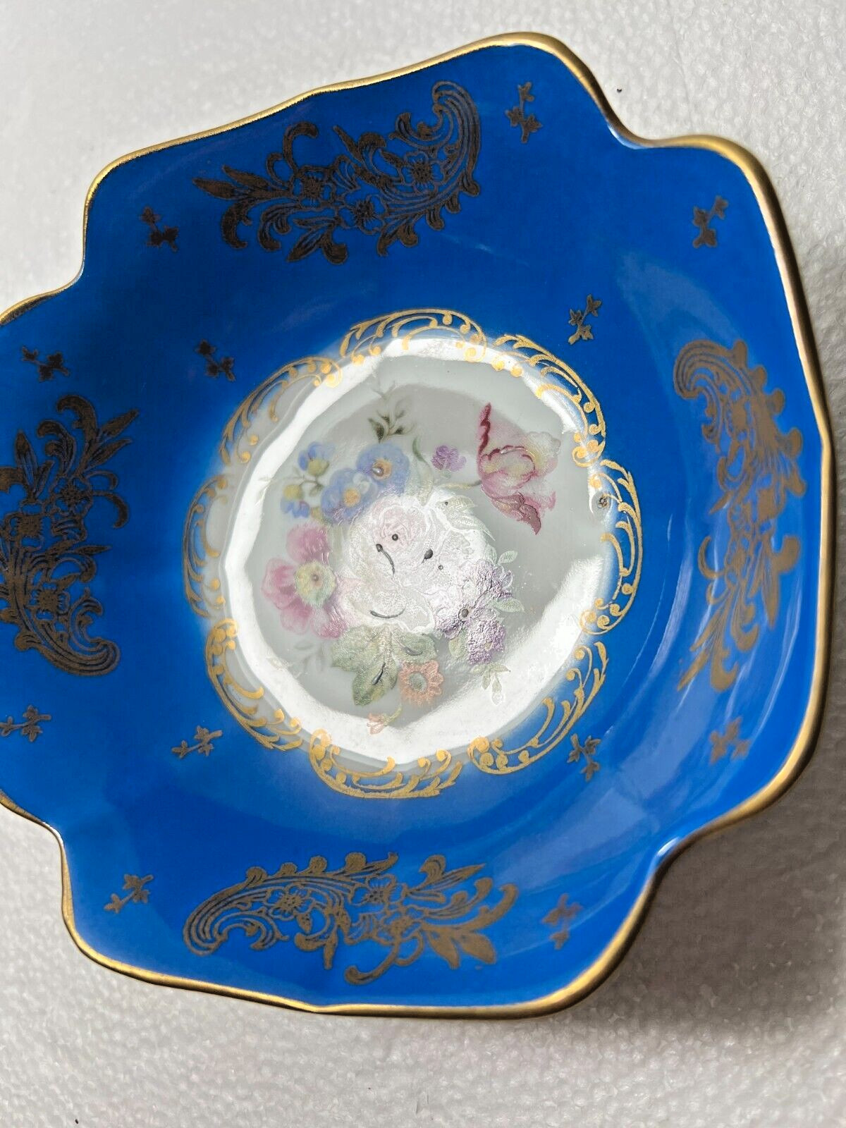 Couleuvre Ligne Limoise D’Art Tirage Reserve Blue and Gold Trinket Tray Flowers - Image 2