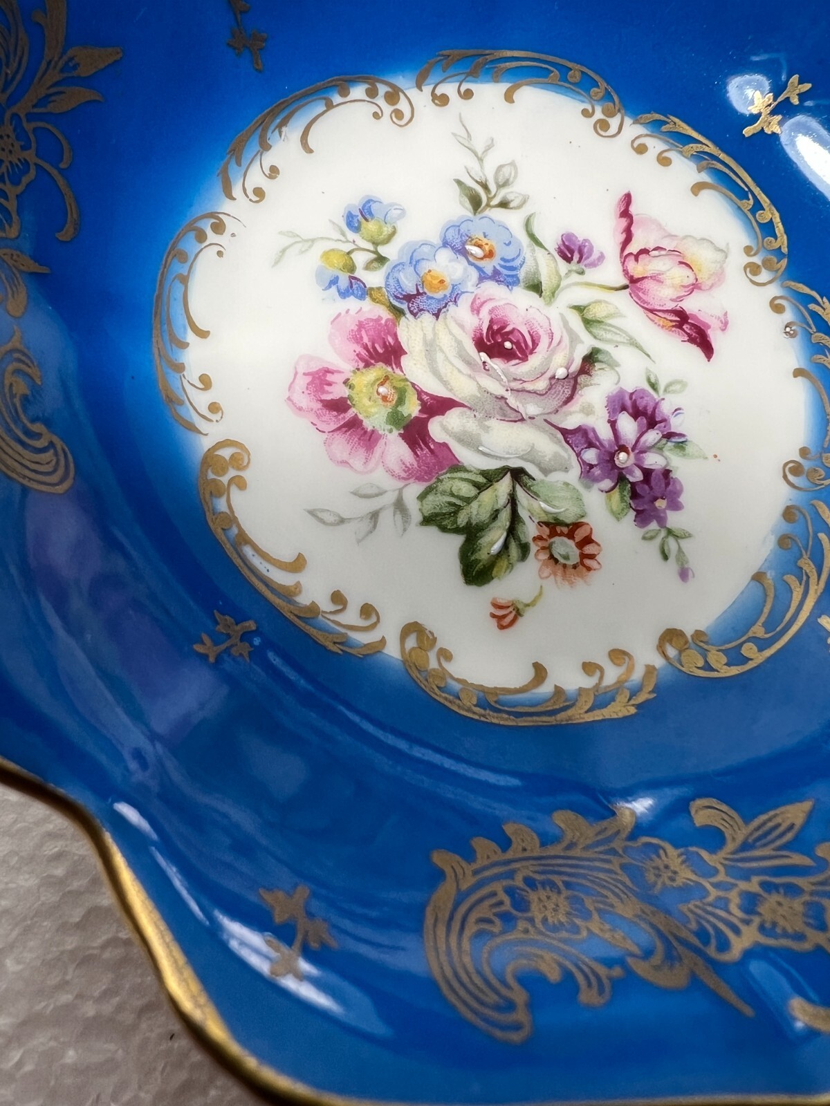 Couleuvre Ligne Limoise D’Art Tirage Reserve Blue and Gold Trinket Tray Flowers - Image 6