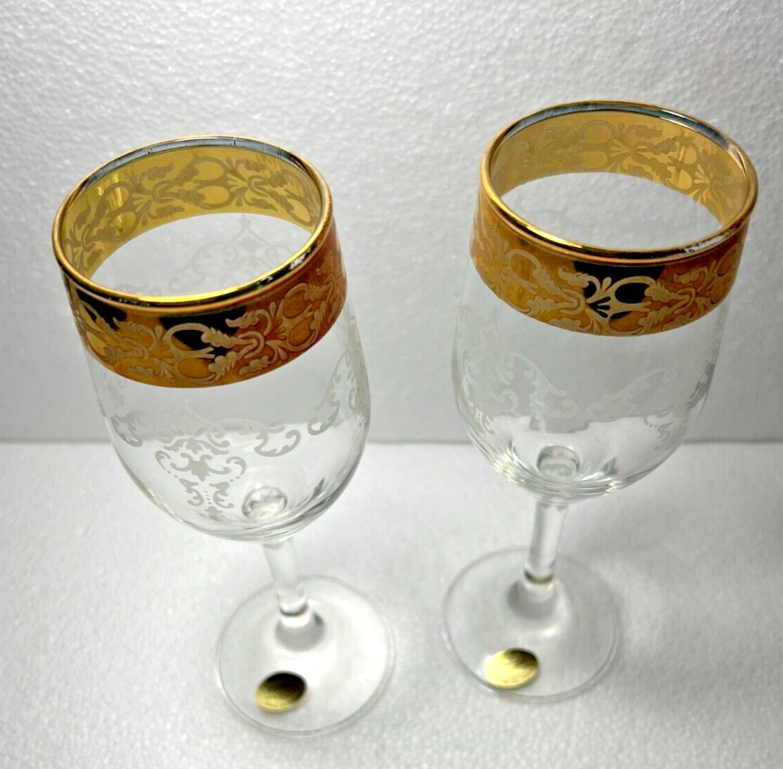 Two Bernini Crystal Stemware Wine Glasses - 7.5 inches tall - Image 2