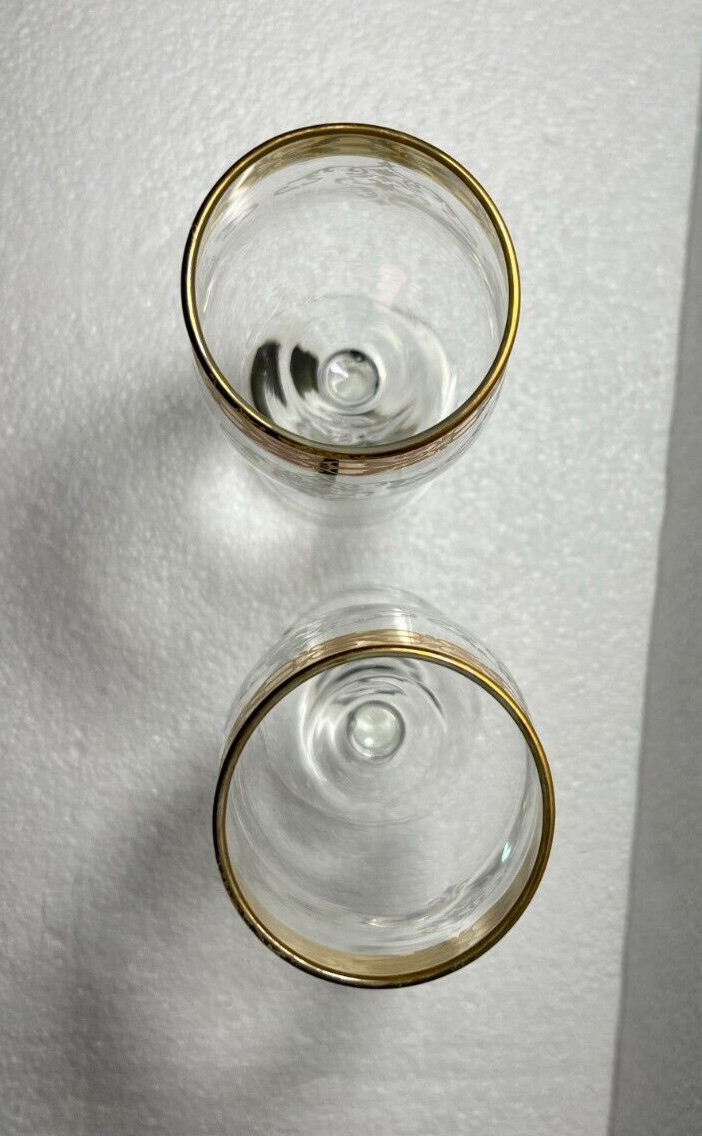 Two Bernini Crystal Stemware Wine Glasses - 7.5 inches tall - Image 3