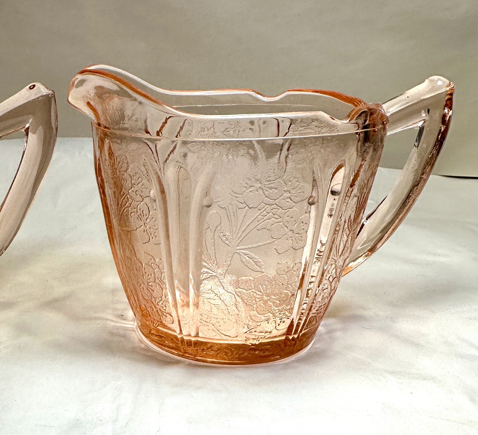 Jeanette Cherry Blossom Pink Depression Glass Creamer and Sugar Bowl - Image 2