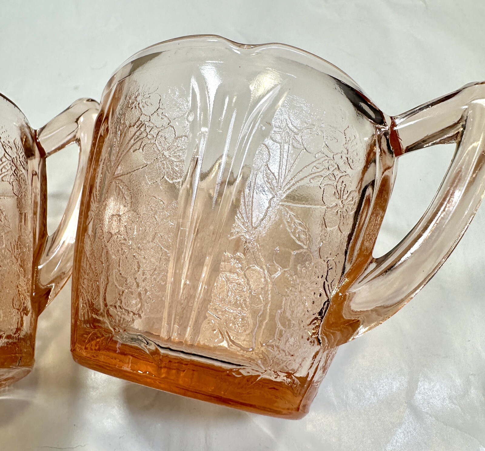 Jeanette Cherry Blossom Pink Depression Glass Creamer and Sugar Bowl - Image 4