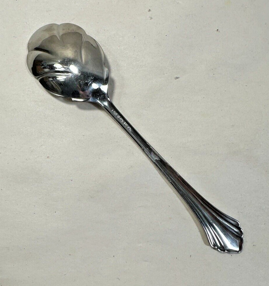 One (1) Oneida Bancroft Distinction Deluxe Stainless USA Sugar Spoon - 6" - Image 1