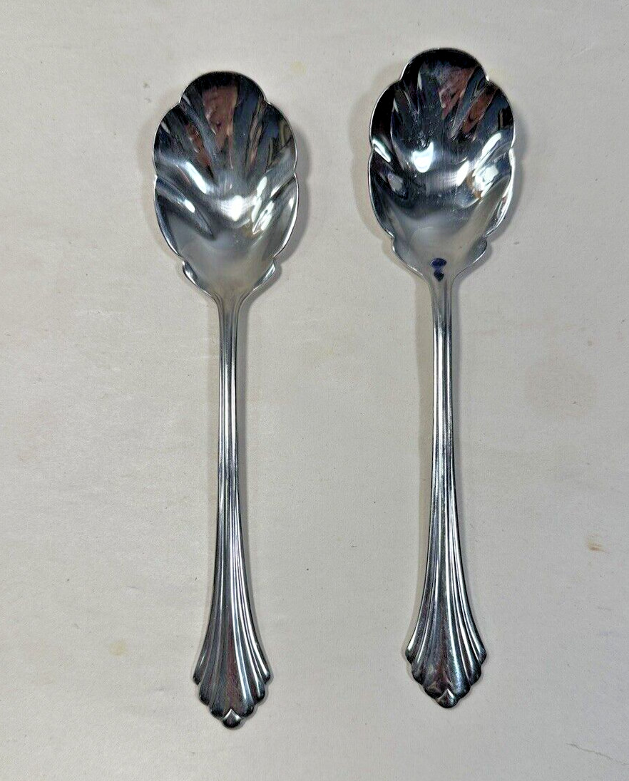 One (1) Oneida Bancroft Distinction Deluxe Stainless USA Sugar Spoon - 6" - Image 6