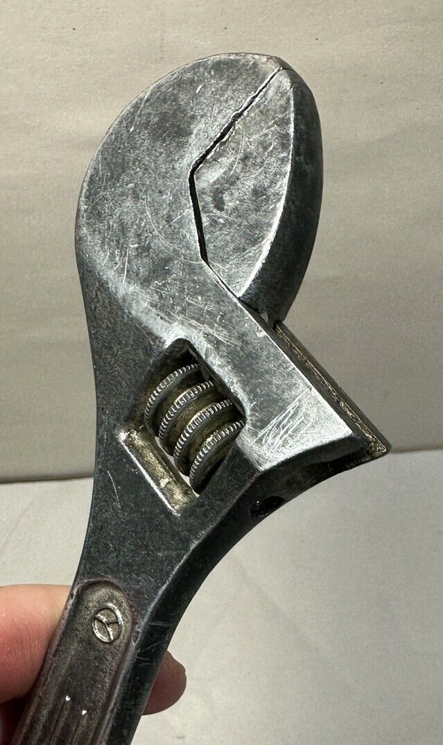 Craftsman "Y-Circle" 10 Inch Adjustable Wrench - 1951-1957 Vintage - Image 8