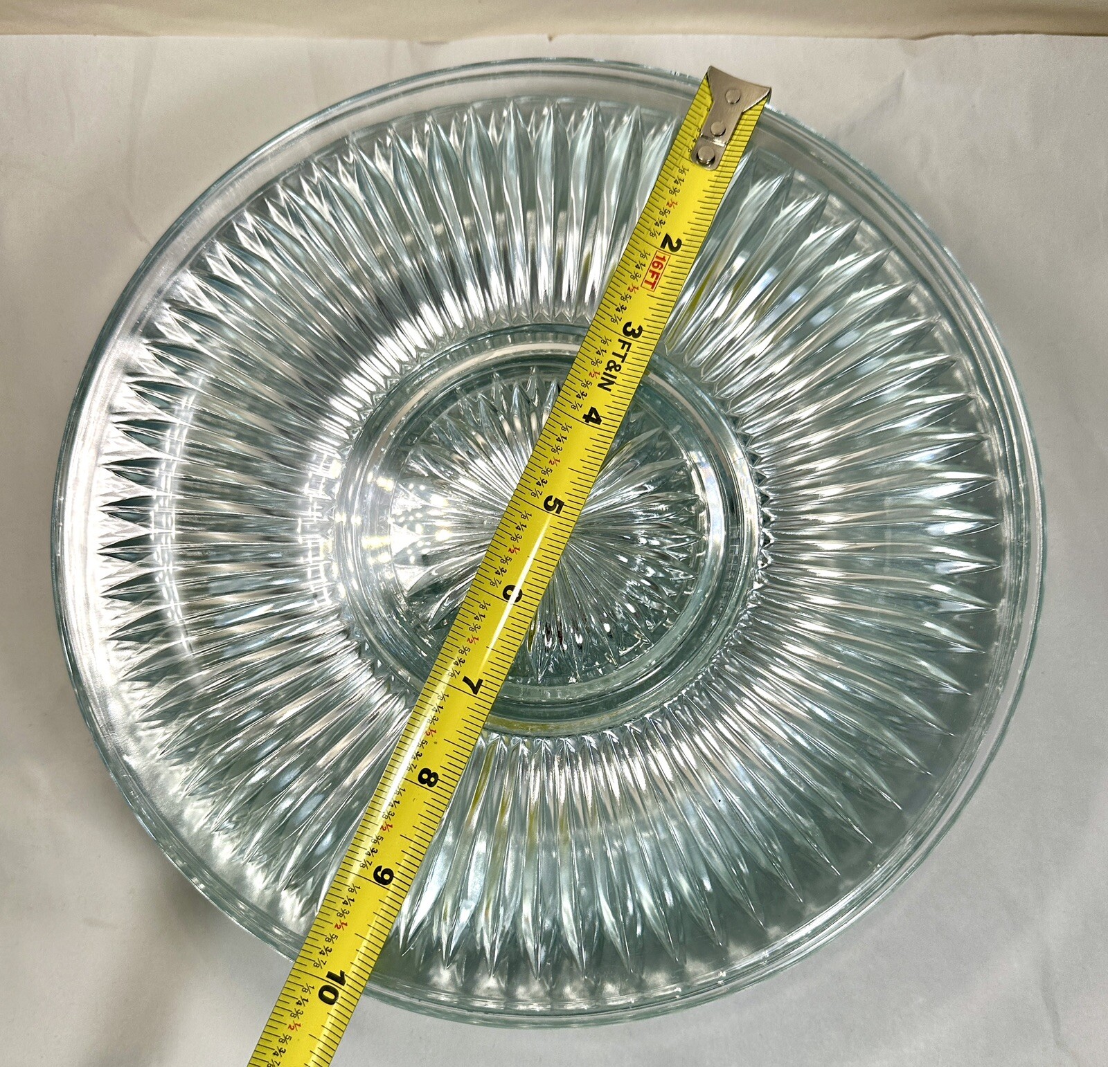 Set of 2 (Two) Gibson Everyday Elegance 10" Clear Glass Dinner Plates - NOS - Image 6