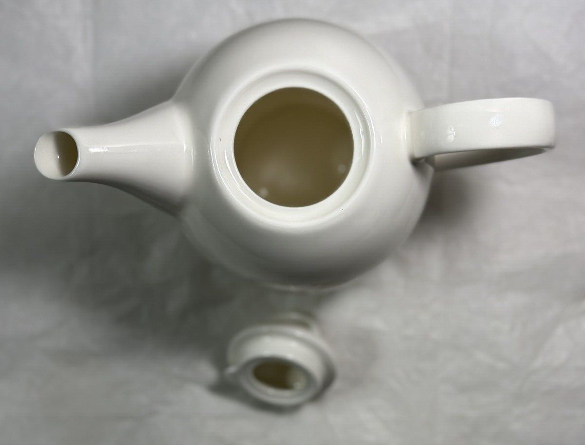 Meritage White Tea Pot - Fine Ceramic - New - Image 3