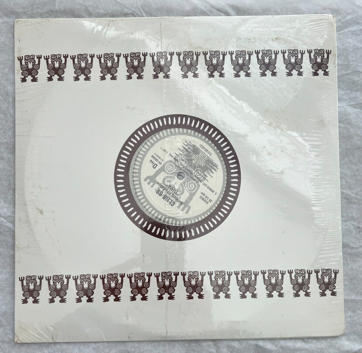 SEALED: Club 69 Featuring Kim Cooper – Diva (Remixes) - Image 1