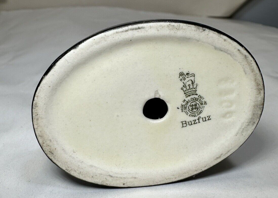 Vintage Royal Doulton Dickens Character Buzfuz Derivative Bust (1939) - Image 2